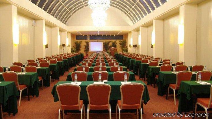 Guangzhou Imperial Hotel Business photo